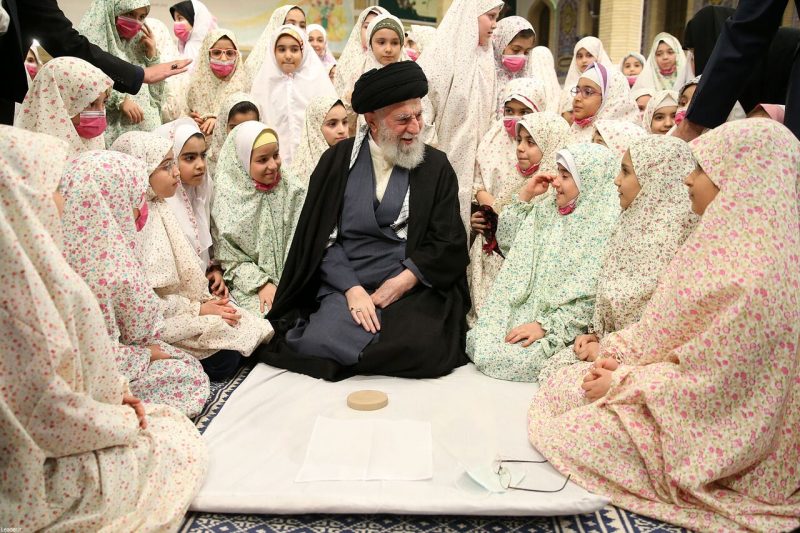 رهبر انقلاب: جشن تکلیف یعنی مخاطب خدا شدن
