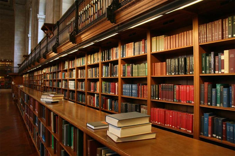 عضویت در کتابخانه های عمومی امروز رایگان است