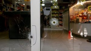 حمله به فروشگاه همسر مسی/ پیام عجیب تیراندازها به ستاره پاریسن ژرمن