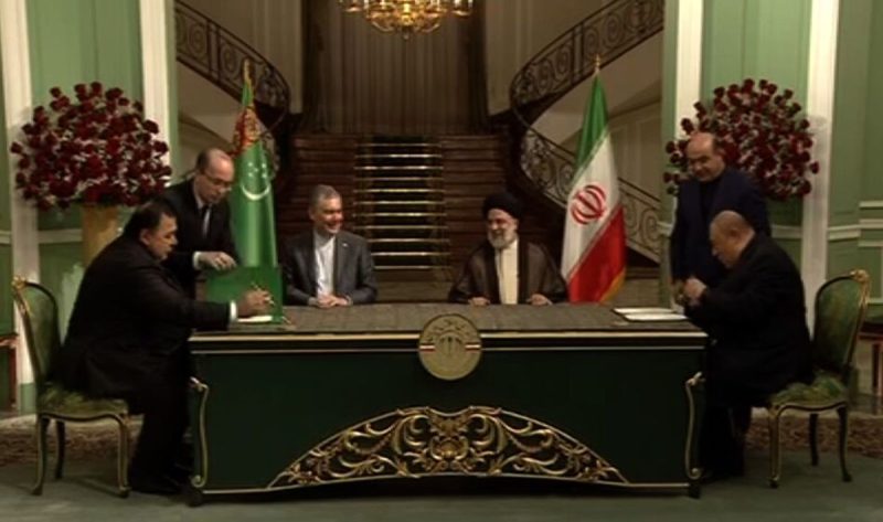 بین ایران و ترکمنستان ۵ سند همکاری امضا شد