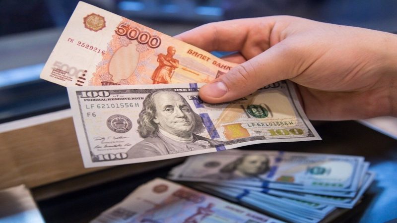 قیمت دلار و یورو در صرافی ملی ۲ خرداد