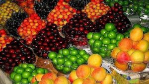 قیمت میوه ارزان می شود