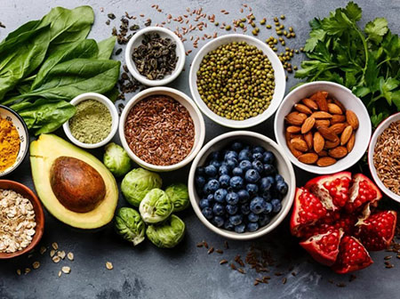 بهترین غذاهایی که برای بهبود سطح استروژن در بدن مفیدند