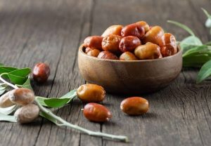این میوه، منبع خوب ویتامین ث و تقویت کننده قلب است