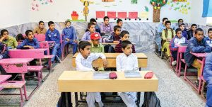 مدارس به دلیل آلودگی هوا تعطیل نمی‌شوند