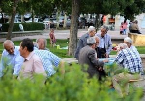 مجلس سن بازنشستگی را تعیین کرد