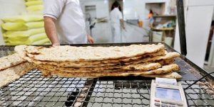 کشف فروش غیر‌قانونی ۱۴ هزار قرص نان در یک نانوایی