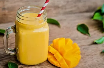 دستور تهیه شیک انبه، دسر سالم و خوشمزه