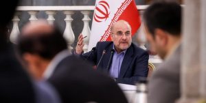 از چالش مدیریتی در سطوح مختلف و عدم ثبات در تصمیم‌گیری‌ها رنج می‌بریم