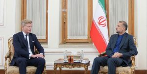 تجاوزات اخیر آمریکا ناشی از رویکرد اشتباه آن برای حل و فصل مسائل با توسل به نظامی‌گری است