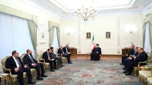 حضور بیگانگان در منطقه مشکلی را حل نمی‌کند
