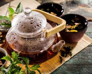 طرز تهیه چند دمنوش خوشمزه، سالم و مفید