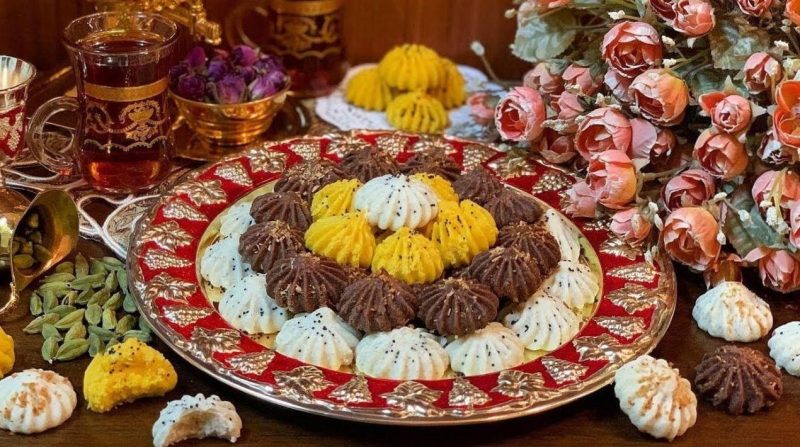 طرز تهیه شیرینی بهشتی با لیوان برای عید نوروز