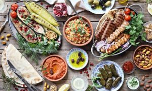 ۱۲ مواد غذایی در دسترس که باعث کاهش وزن می شوند