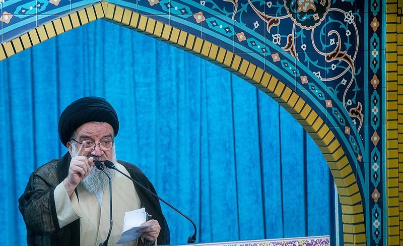 در مساله عفاف و حجاب دوقطبی ساخته نشود