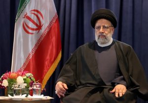 روابط ایران و پاکستان را در همه سطوح ارتقا می‌دهیم