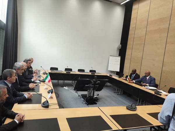 دیدار قالیباف با رئیس مجلس زیمباوه
