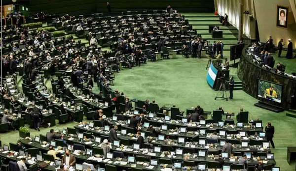 لایحه بودجه از ۱۰ آذر در صحن مجلس بررسی می‌شود