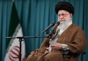 رهبر انقلاب: ملت ایران مزدوران آمریکا را زیر گام‌های خود لگدمال خواهد کرد