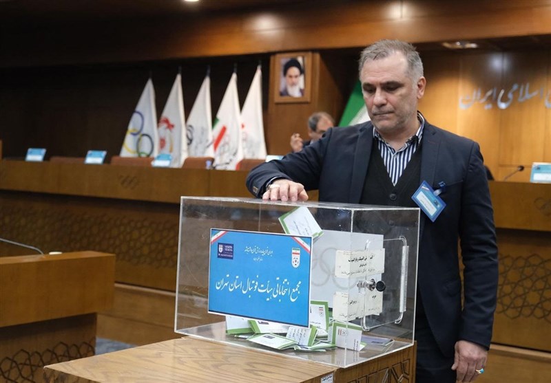میرشاد ماجدی رئیس هیئت فوتبال استان تهران ماند