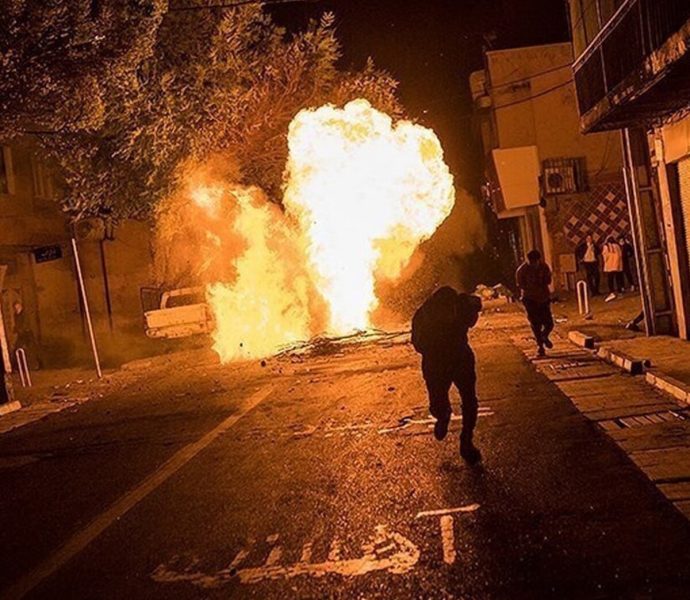 چهارشنبه سوری؛ جشن یا جنگ؟