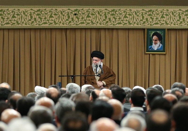 رهبر انقلاب: آمریکایی‌ها اگر خباثتی نسبت به ملت ایران انجام بدهند سیلی سخت خواهند خورد
