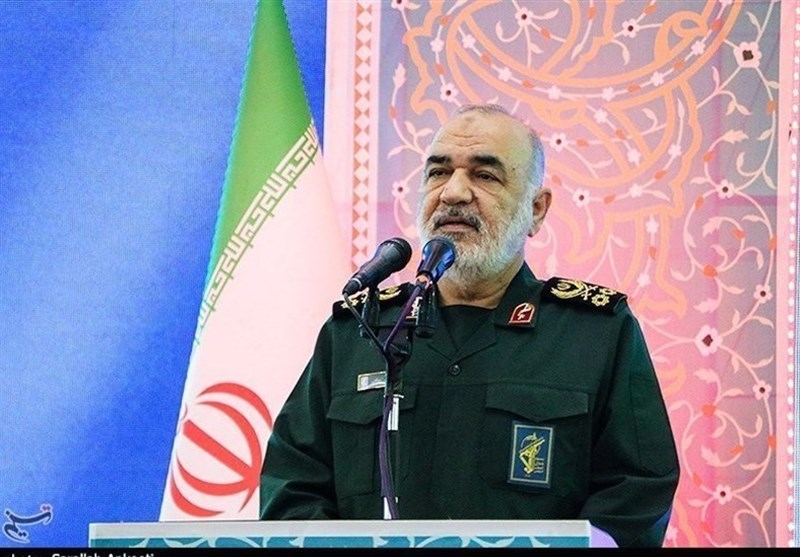 سلامی: ارتش در هماهنگی با سپاه موجب عصبانیت دشمنان شده است