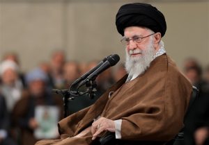 رهبر انقلاب : وظیفه مهم حوزه زمینه‌سازی تمدن نوین اسلامی است