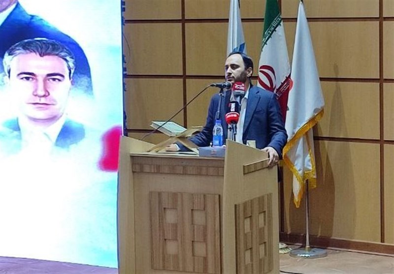 بهادری‌جهرمی: شهید رئیسی وسط میدان بود و مردم را رها نکرد
