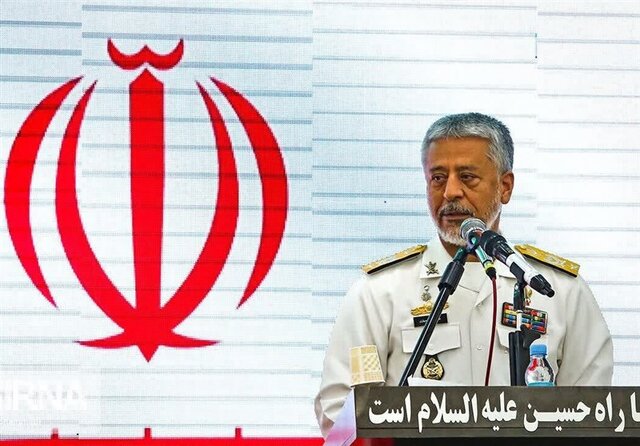 امیر دریادار سیاری: وحدت، کلید موفقیت در همه عرصه‌ها است