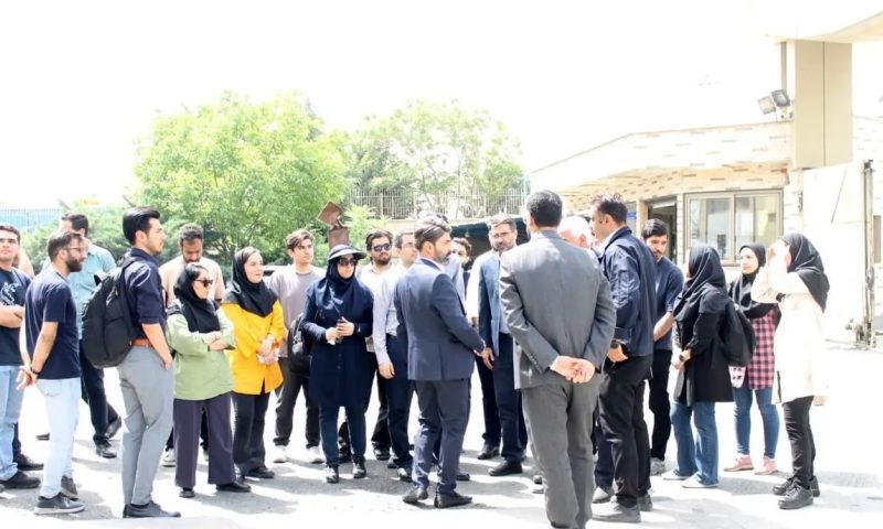 بازدید دانشجویان دانشگاه امیرکبیر از گروه پژوهش صنعت مدرن