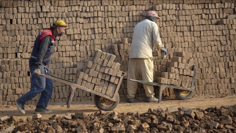 ۵۰ درصد کارگران ساختمانی در تهران، افغان بودند/ نرخ دستمزد کارگران ایرانی ۲ برابر مهاجران