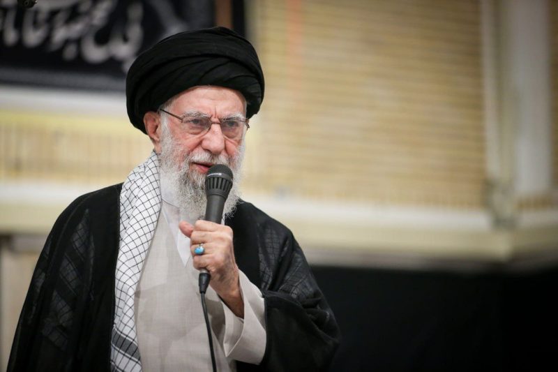بیانات مهم رهبر انقلاب در مراسم بزرگداشت شهدای جنگ تحمیلی اخیر