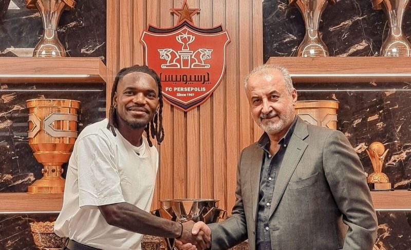 فیفا «تیوی بیفوما» ستاره پرسپولیس را محروم کرد