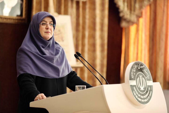 مهاجرانی: ساعات کاری ادارات تا پایان شهریور بدون تغییر است
