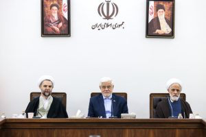 عارف: بازنگری کلی در شیوه تأمین کالاهای اساسی در دستور کار است