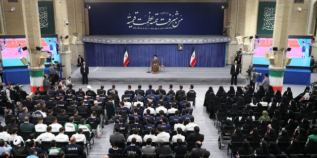 چه ربطی به آمریکا دارد که ایران صنعت هسته‌ای دارد یا ندارد