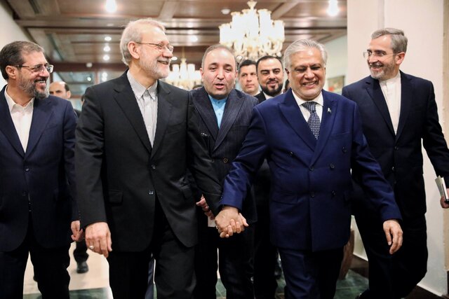 لاریجانی: مسیر تجارت ایران و پاکستان باید به هدف ۱۰ میلیارد دلار برسد
