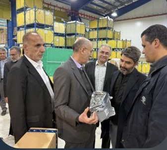 بازدید معاون هماهنگی امور اقتصادی استانداری مرکزی و نمایندگان منطقه از گروه پژوهش صنعت مدرن