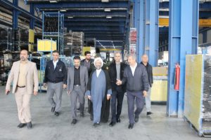 بازدید عضو هیأت رئیسه مجلس و مسئولان استان مرکزی از گروه پژوهش صنعت مدرن