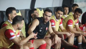 قرارداد ستاره پرسپولیس فعلاً تمدید نمی‌شود