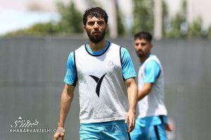 ستاره استقلال حق بازی در بحرین را ندارد!