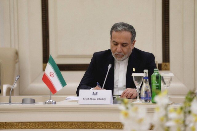 عراقچی: ایران همیشه تکیه‌گاه برادران خود در شمال ارس بوده است